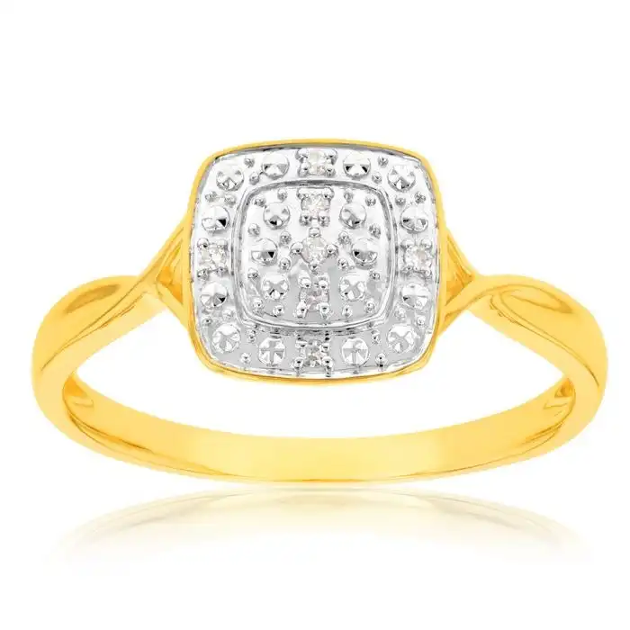 9ct Yellow Gold Diamond Cushion Shape Cluster Ring With 7 Brilliant Cut Diamonds