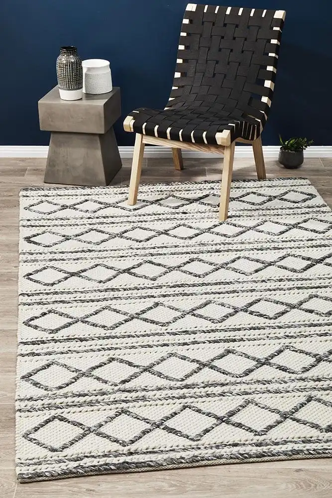 Rug Culture Studio Milly Textured Woollen Rug White Grey Rug