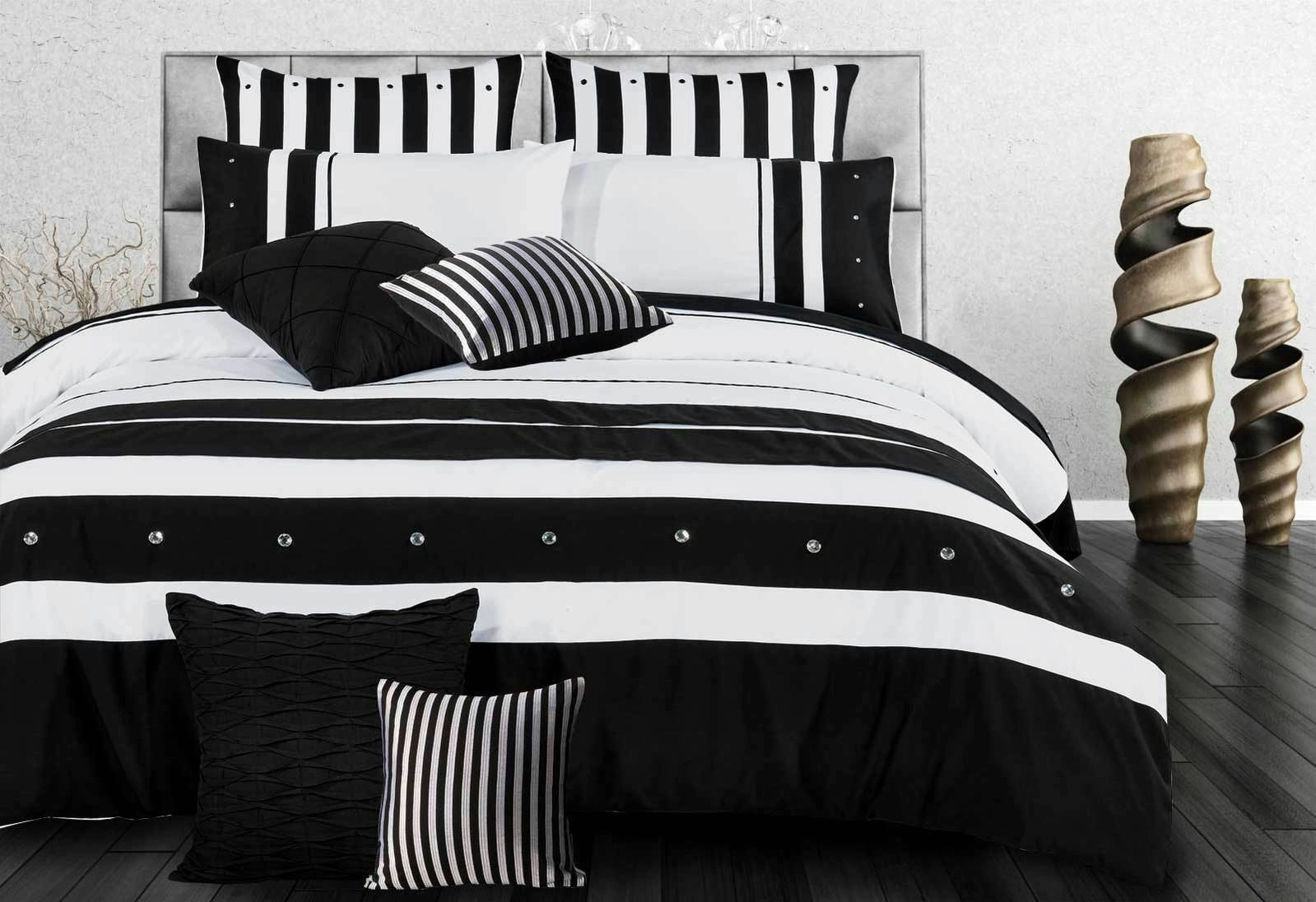 Luxton Rezzo Black White Quilt Cover Set