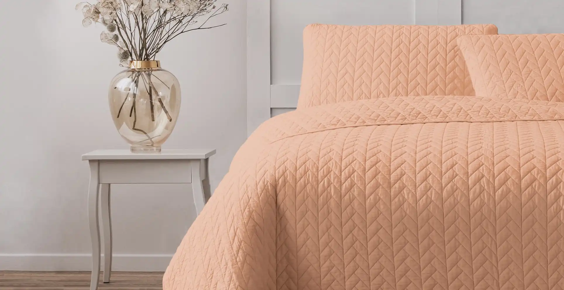 ARDOR BOUDOIR "Maya"  QUILTED QUILT COVER SET - PEACH