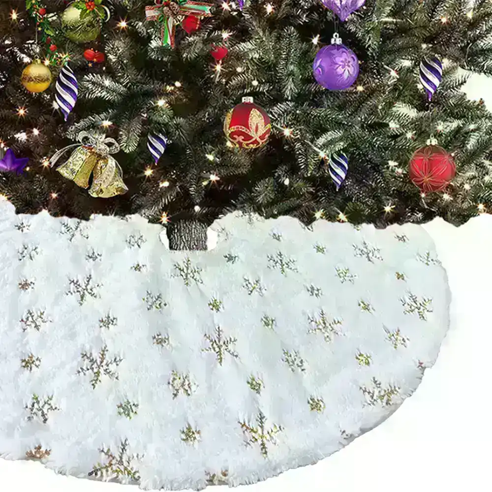 Short Plush Christmas Tree Skirt  Decoration with Sequin Snowflake Embroidery