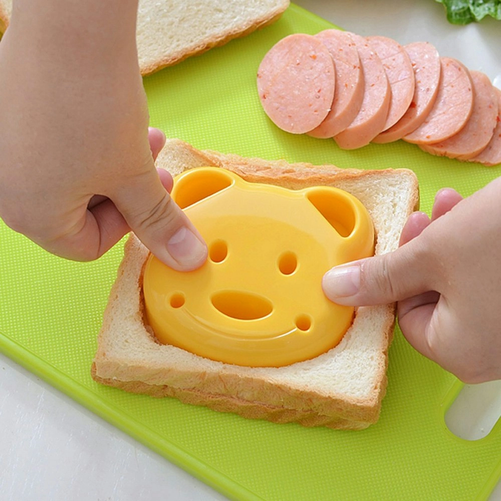 2Pcs Teddy Bear Sandwich Mold Toast Bread Making Cutter Mould Baking Tools