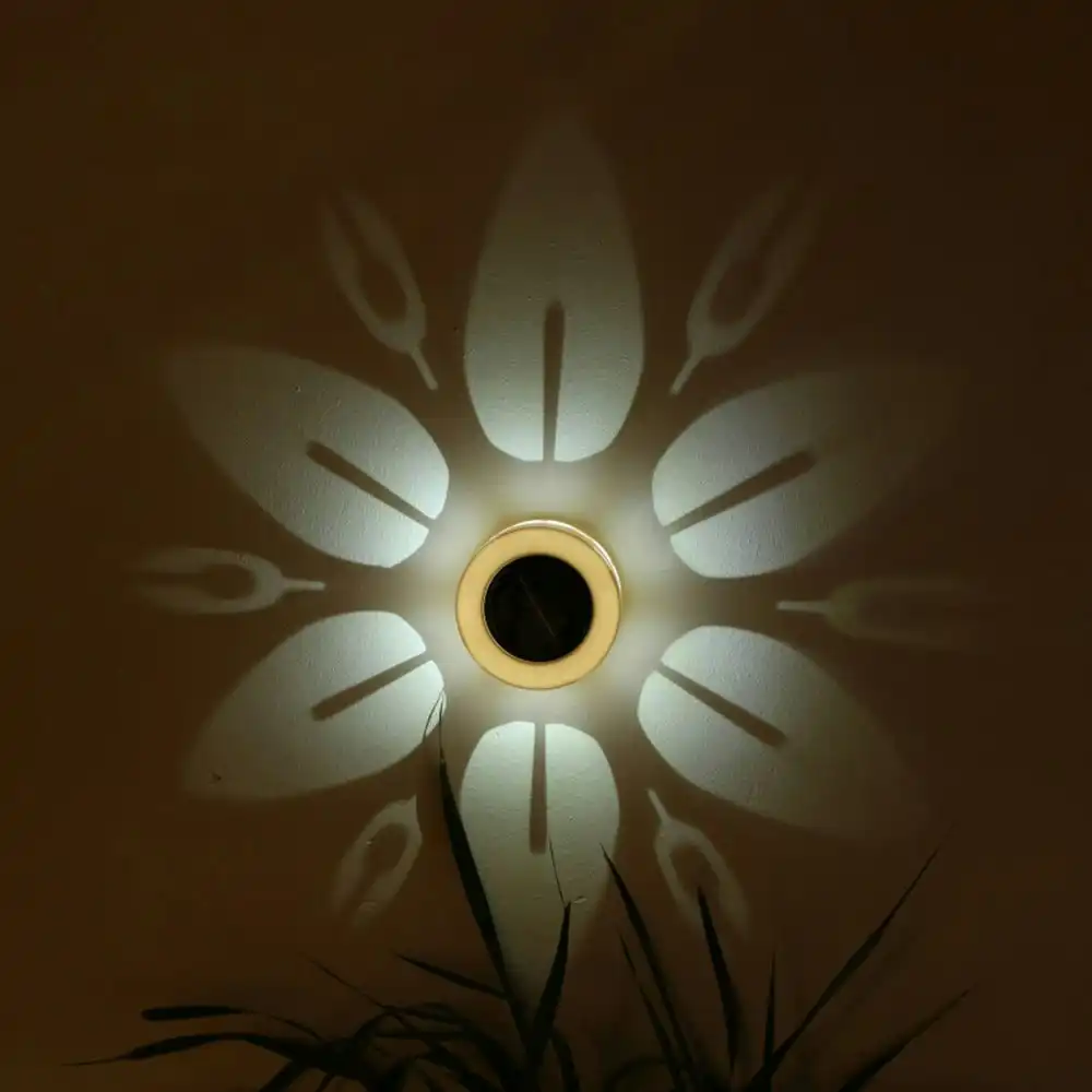 Solar Waterproof Lamp Courtyard Projection Lamp Garden Pattern Night Light