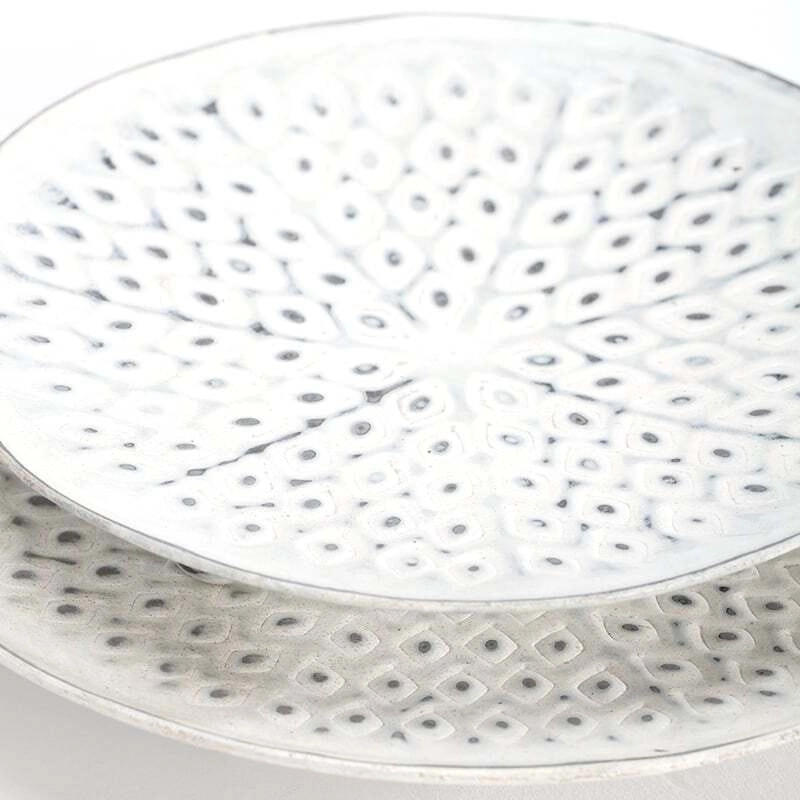 Willow & Silk Nested 15cm/12.5cm Set of 2 White Pressed Candle Plate Bowls