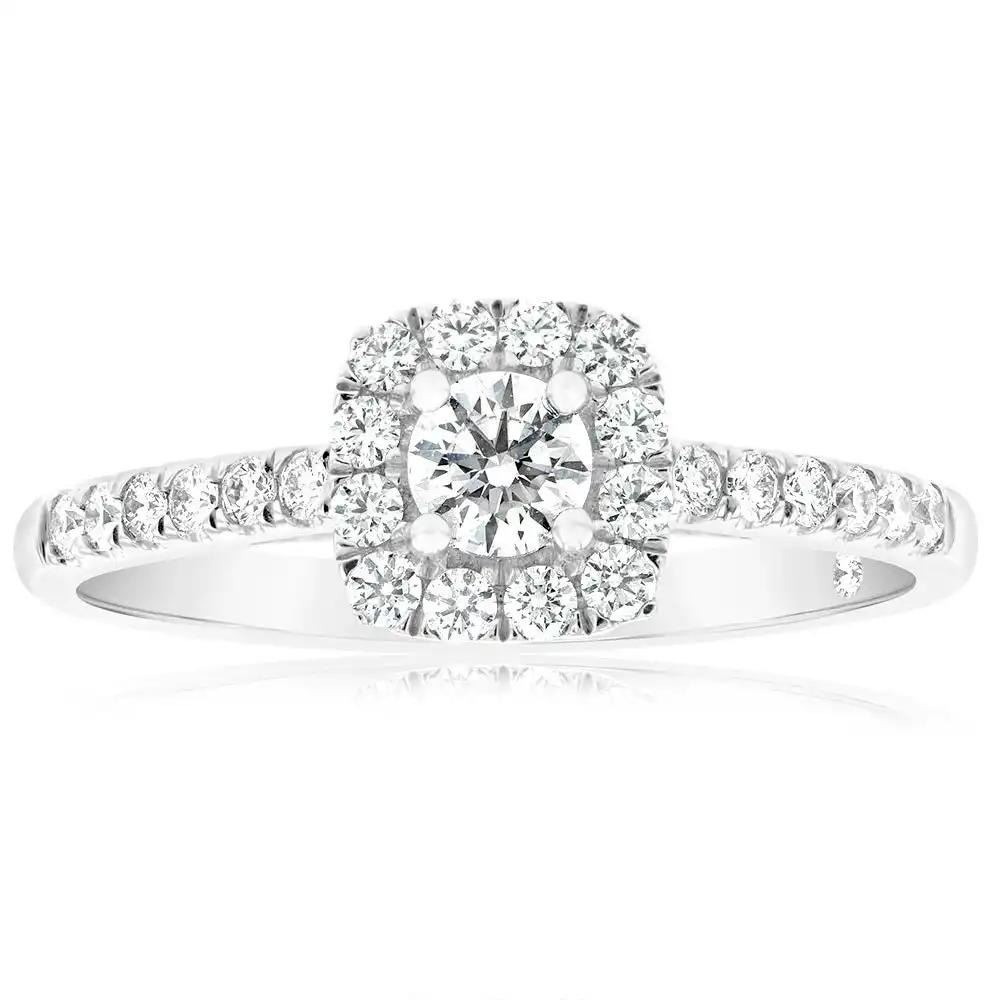 Flawless Engagement Ring with 5/8 carat TW of Diamond in 18ct White Gold
