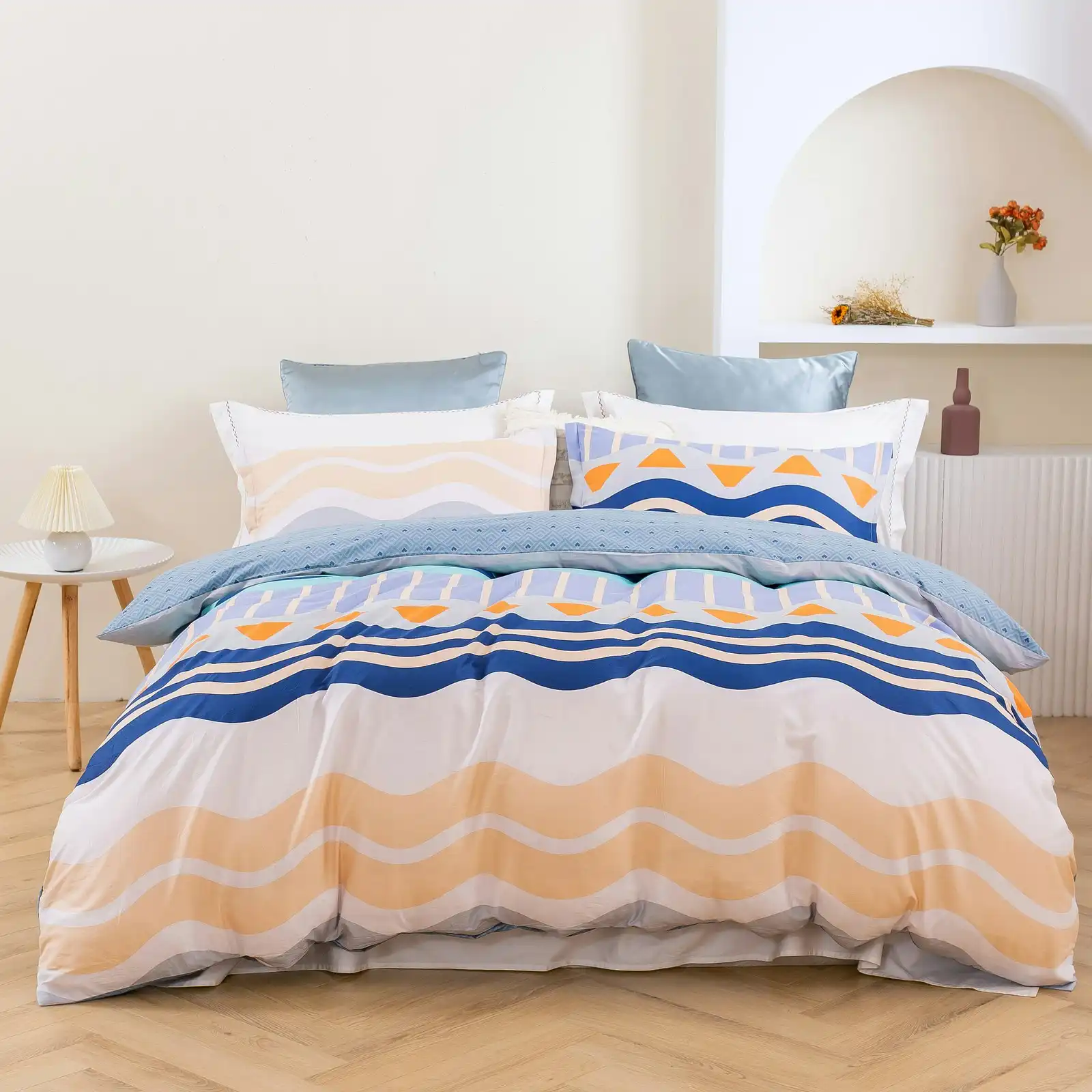 Dreamaker Capri 100% Cotton Reversible Quilt Cover Set Queen Bed