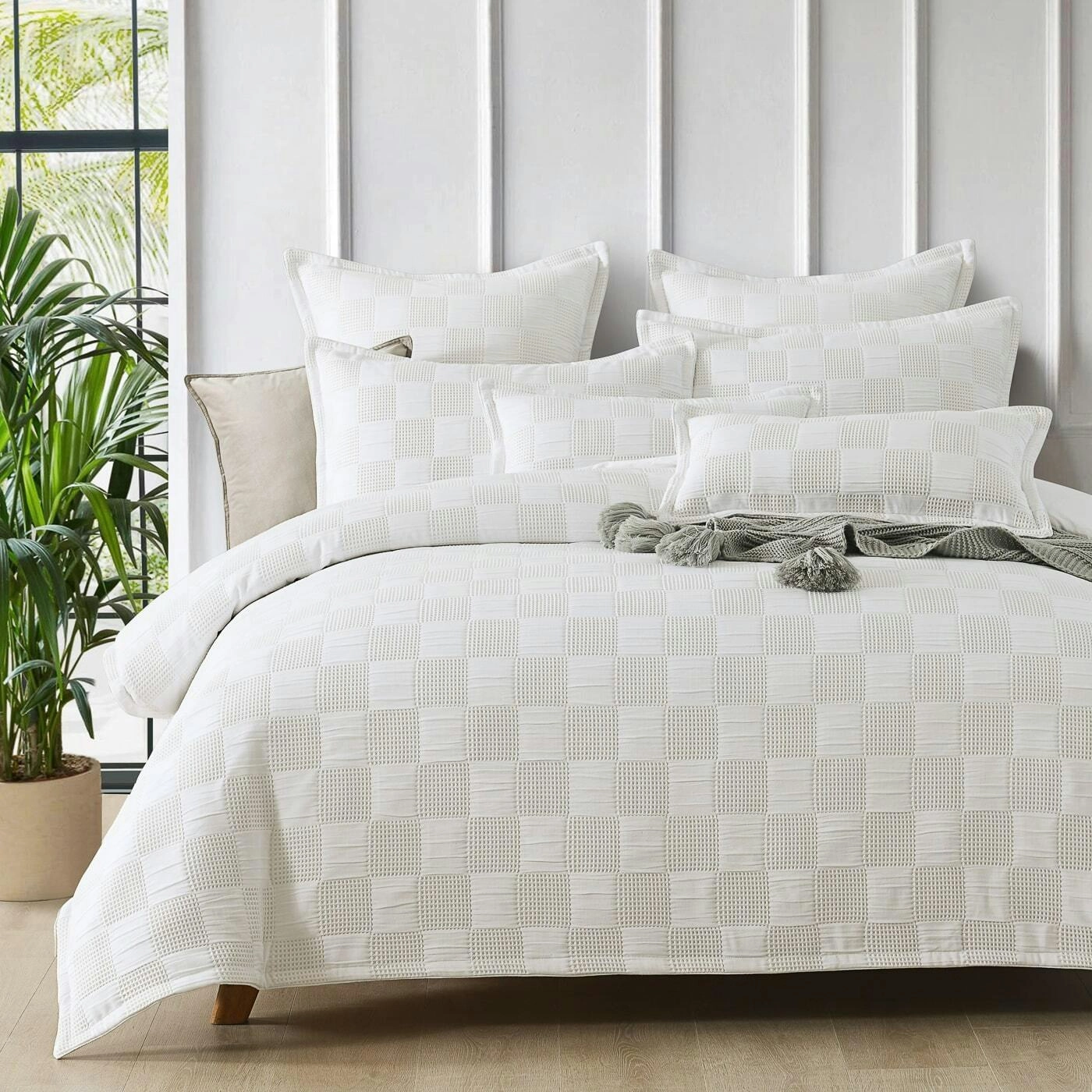 Nyle Quilt Cover Set