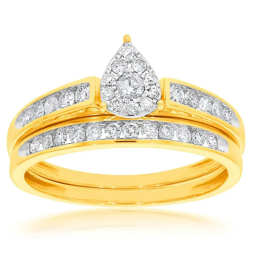 9ct Yellow Gold 2 Ring Bridal Set With 1/2 Carat of Brilliant Cut Diamonds