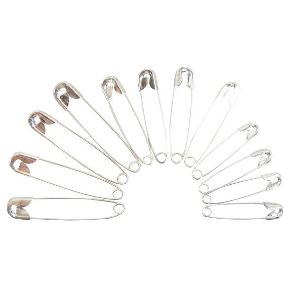 Livingstone Safety Pins 4 of Each Size No.1 - 27mm, No. 2 - 38mm and No. 3 - 51mm 12 Bag