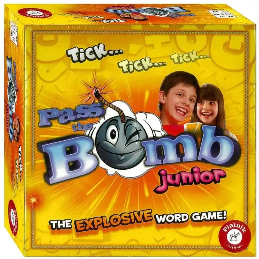 Pass The Bomb Junior Action Card Game Piatnik