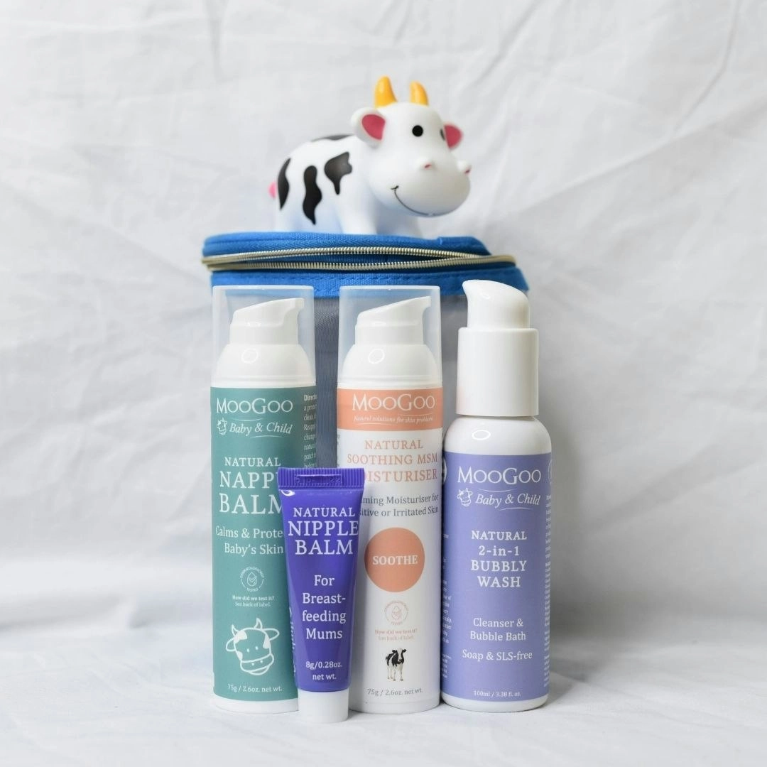 MOOGOO Baby Travel Kit