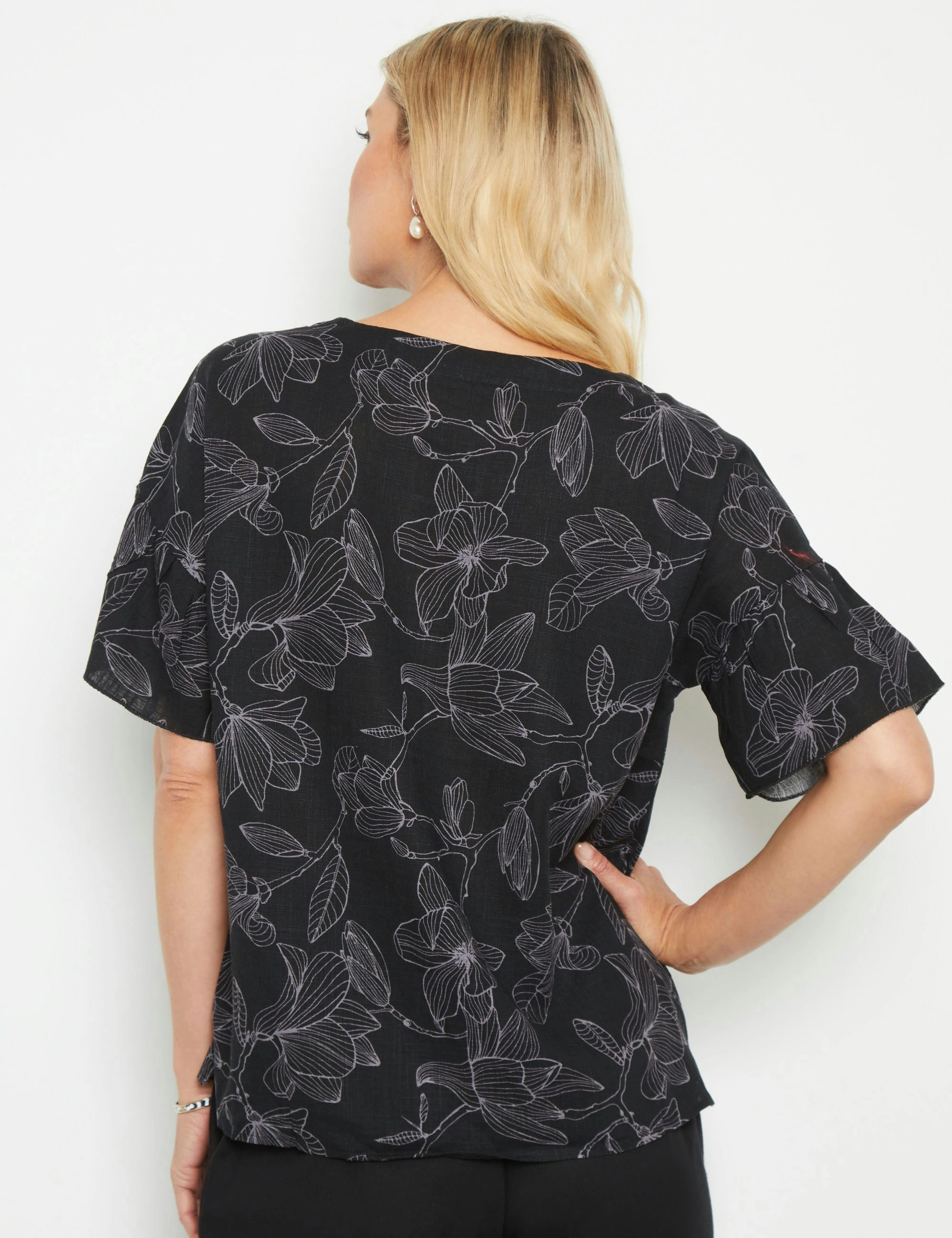 Noni B Linen Print Top (Black)