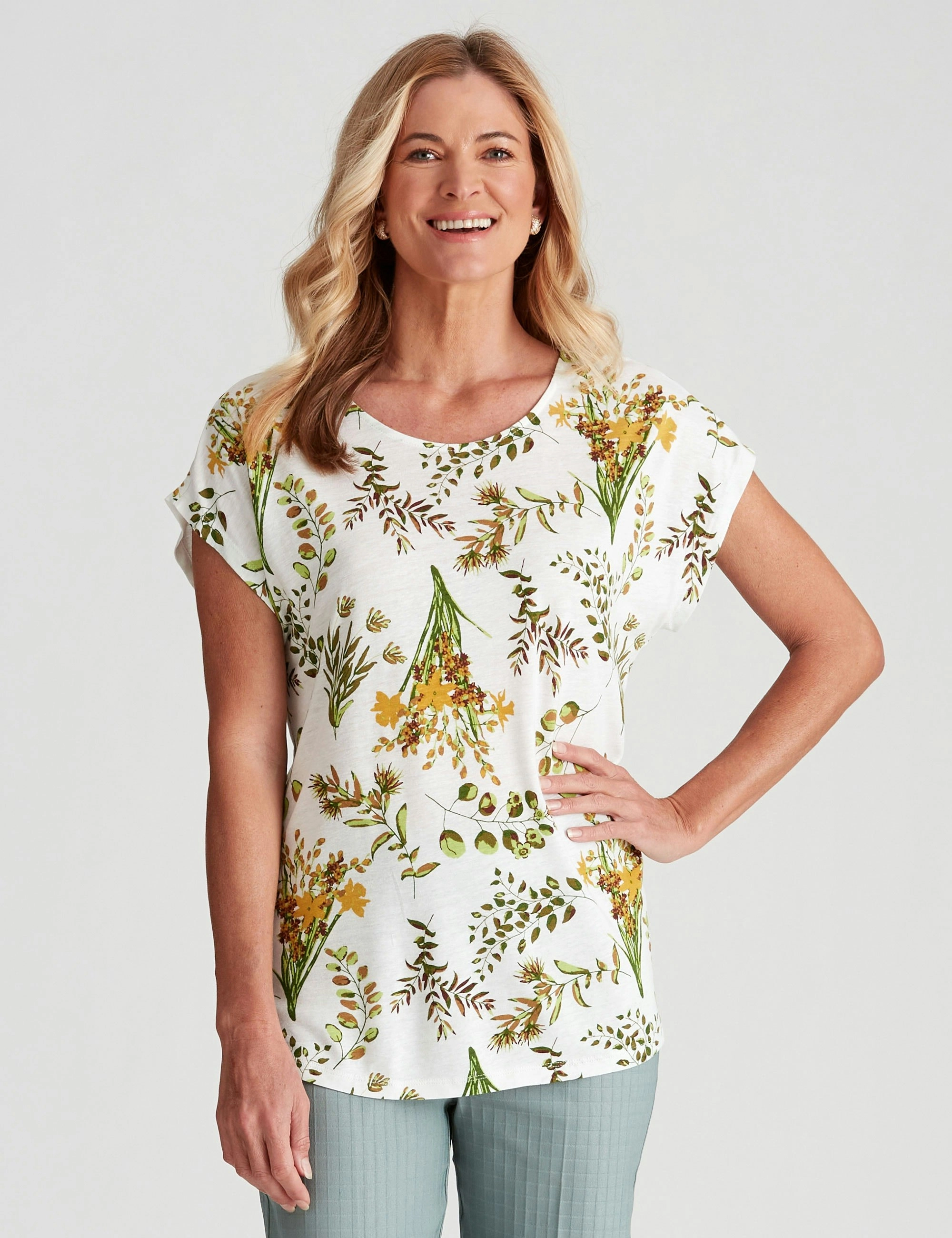 Noni B Linen Printed Blouse