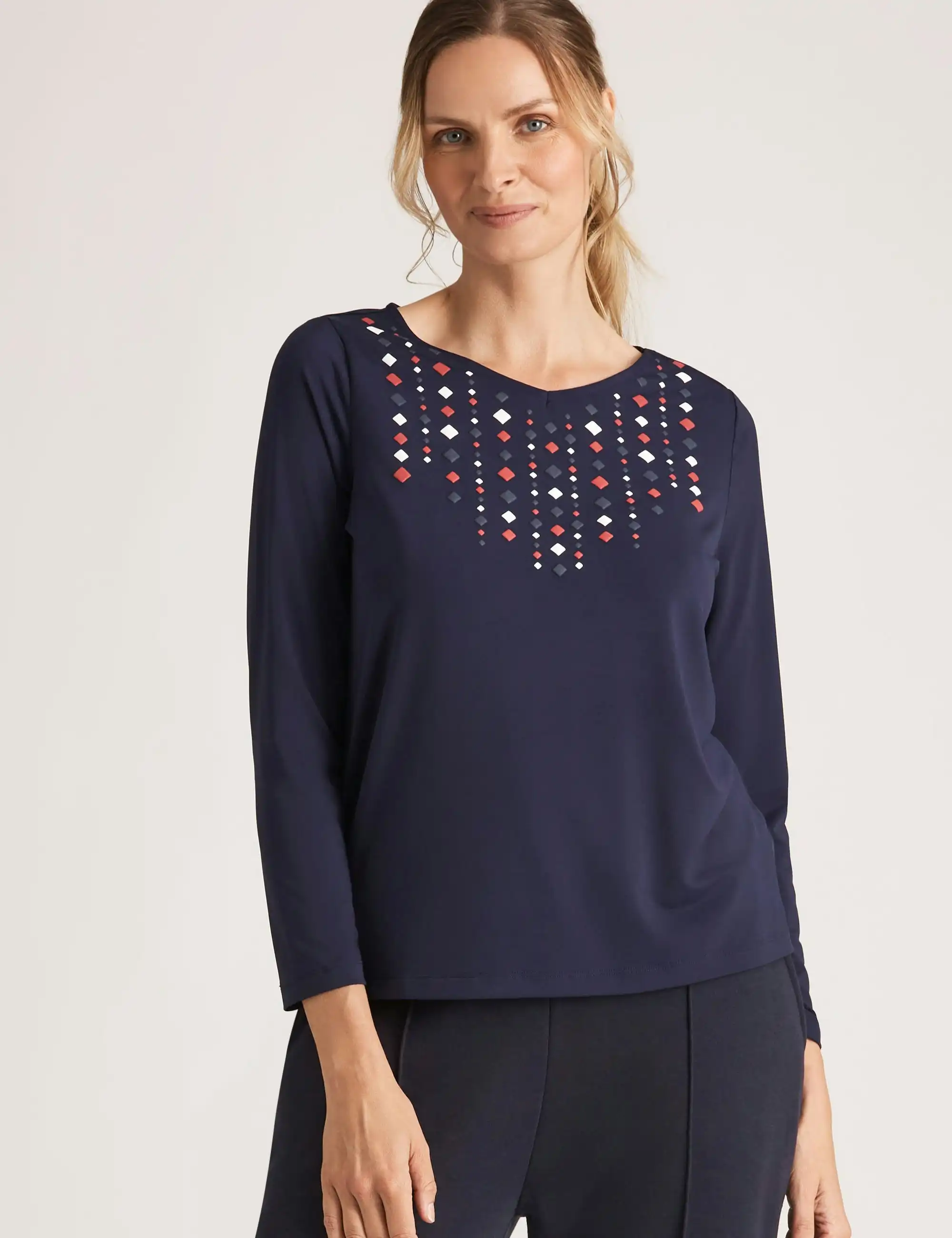 Noni B Puff Print V Neck Knitwear Top