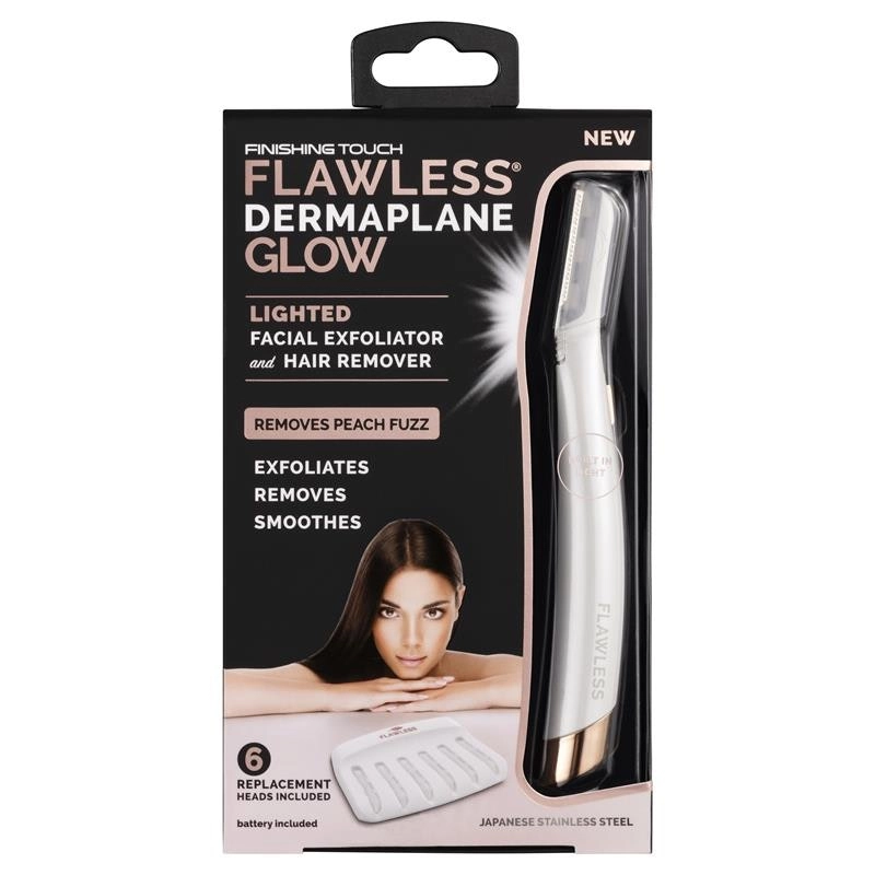 Flawless Finishing Touch Dermaplane Glow