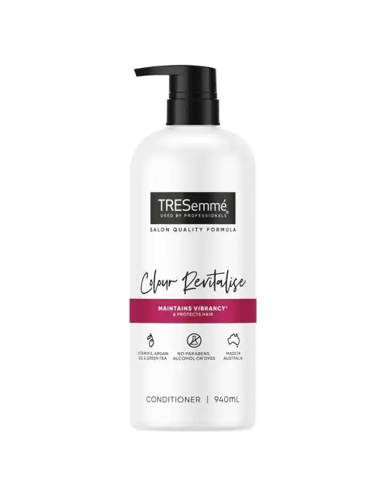 Tresemme Colour Revitalise Conditioner 940ml