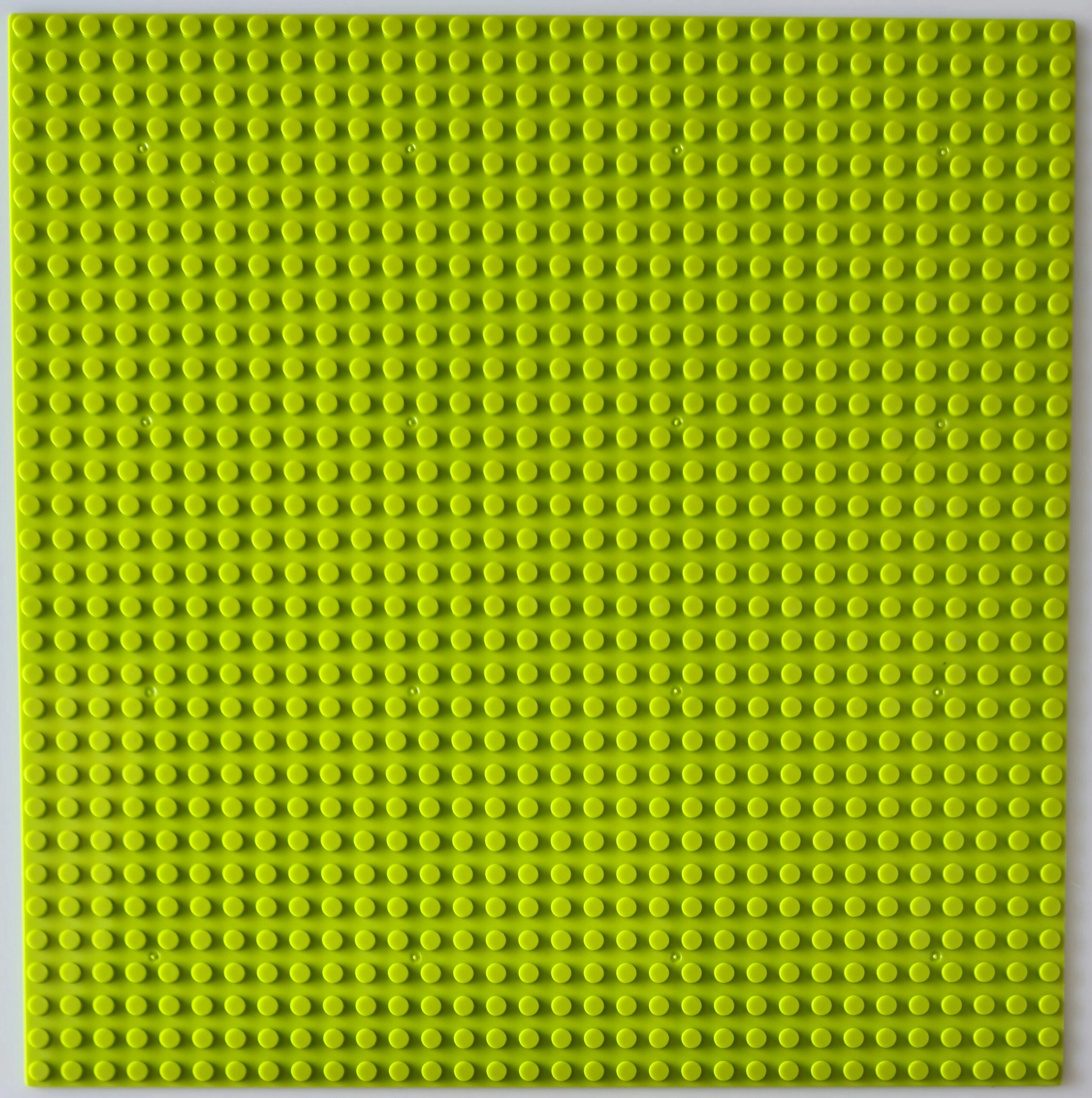 BASEPLATE 32x32 Studs L/green Generic