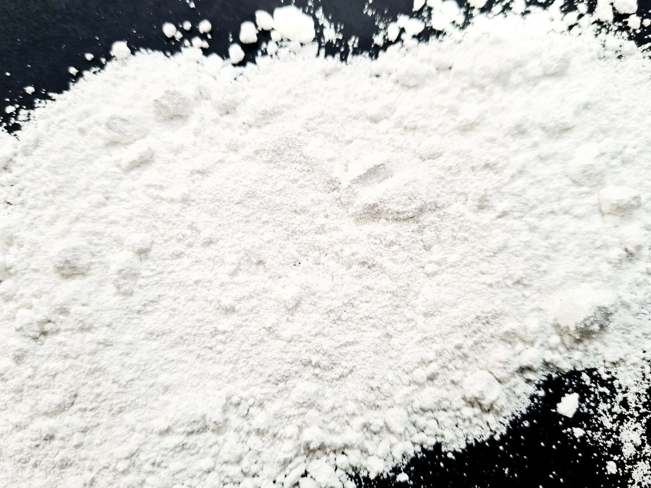 Titanium Dioxide White