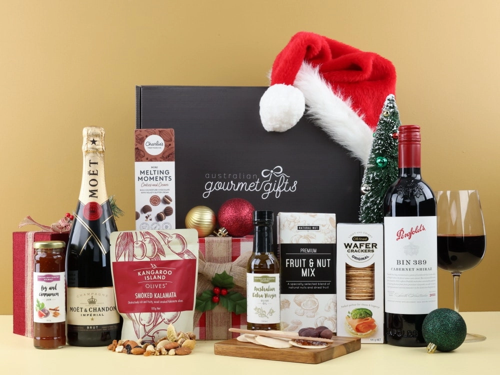 Penfolds Baby Grange & Moet Christmas Hamper