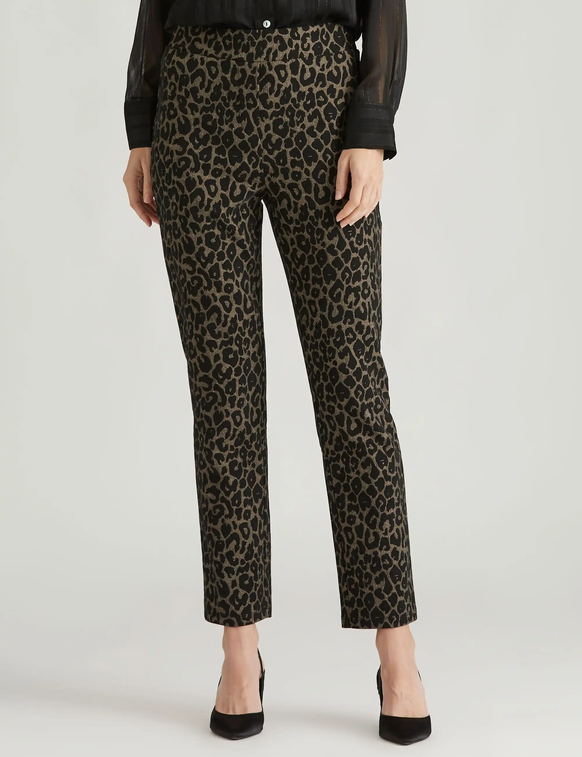 Noni B Pull On Jacquard Slim Pants