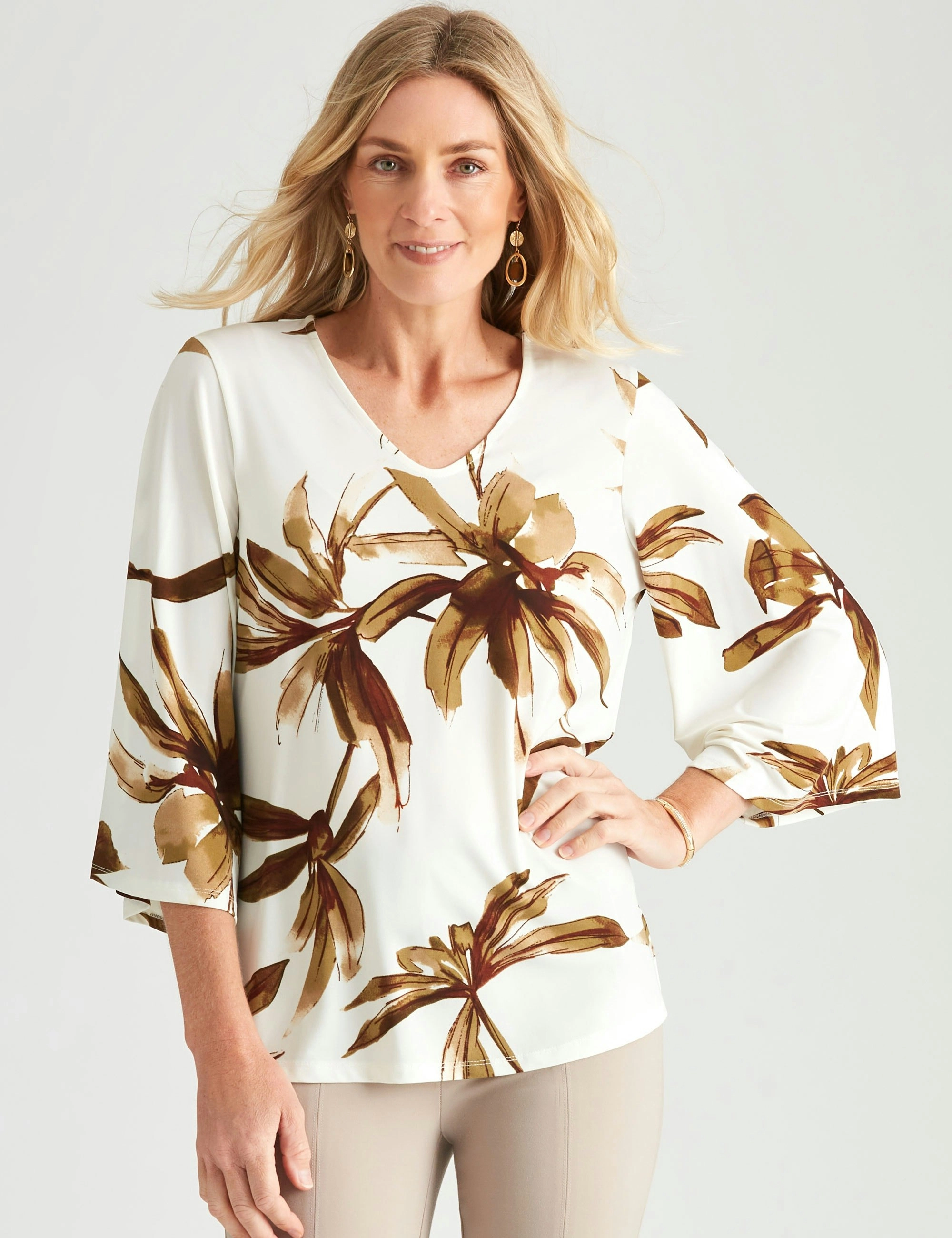 Noni B Bell Sleeve Puff Print Top