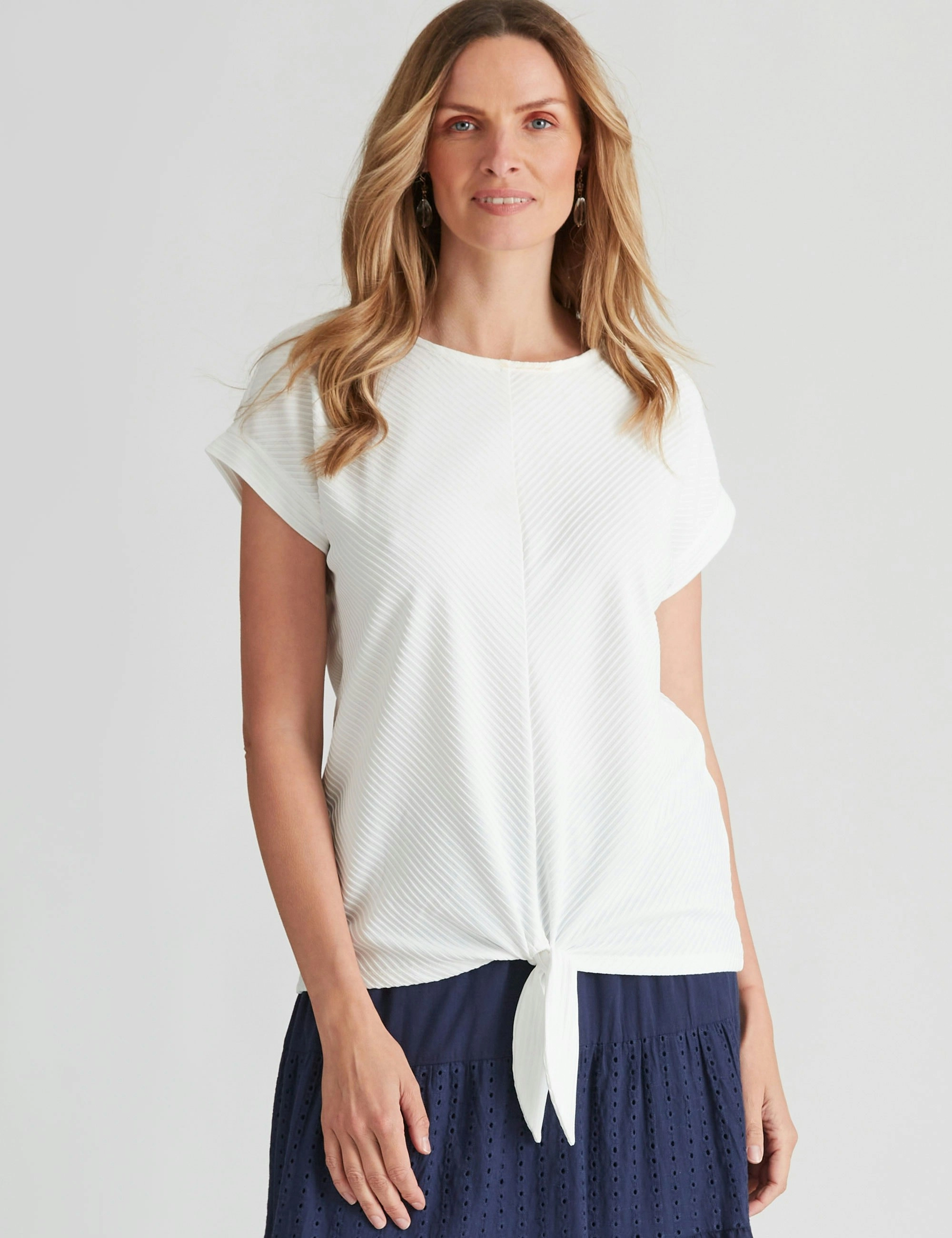 Noni B Textured Tie Hem Knitwear Top (White)