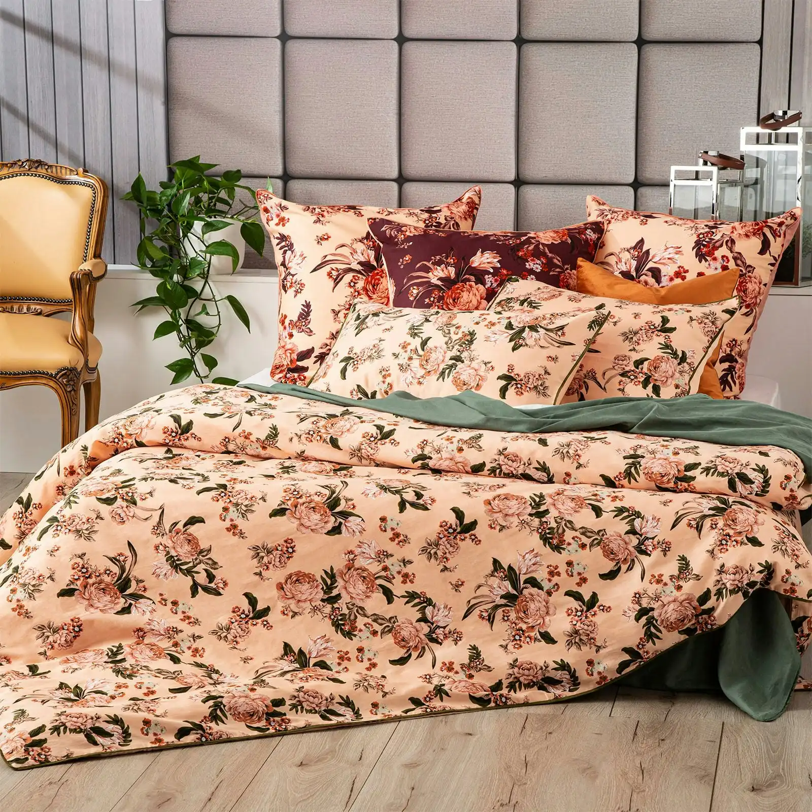 300 TC Cotton Quilt cover Set Secret Garden