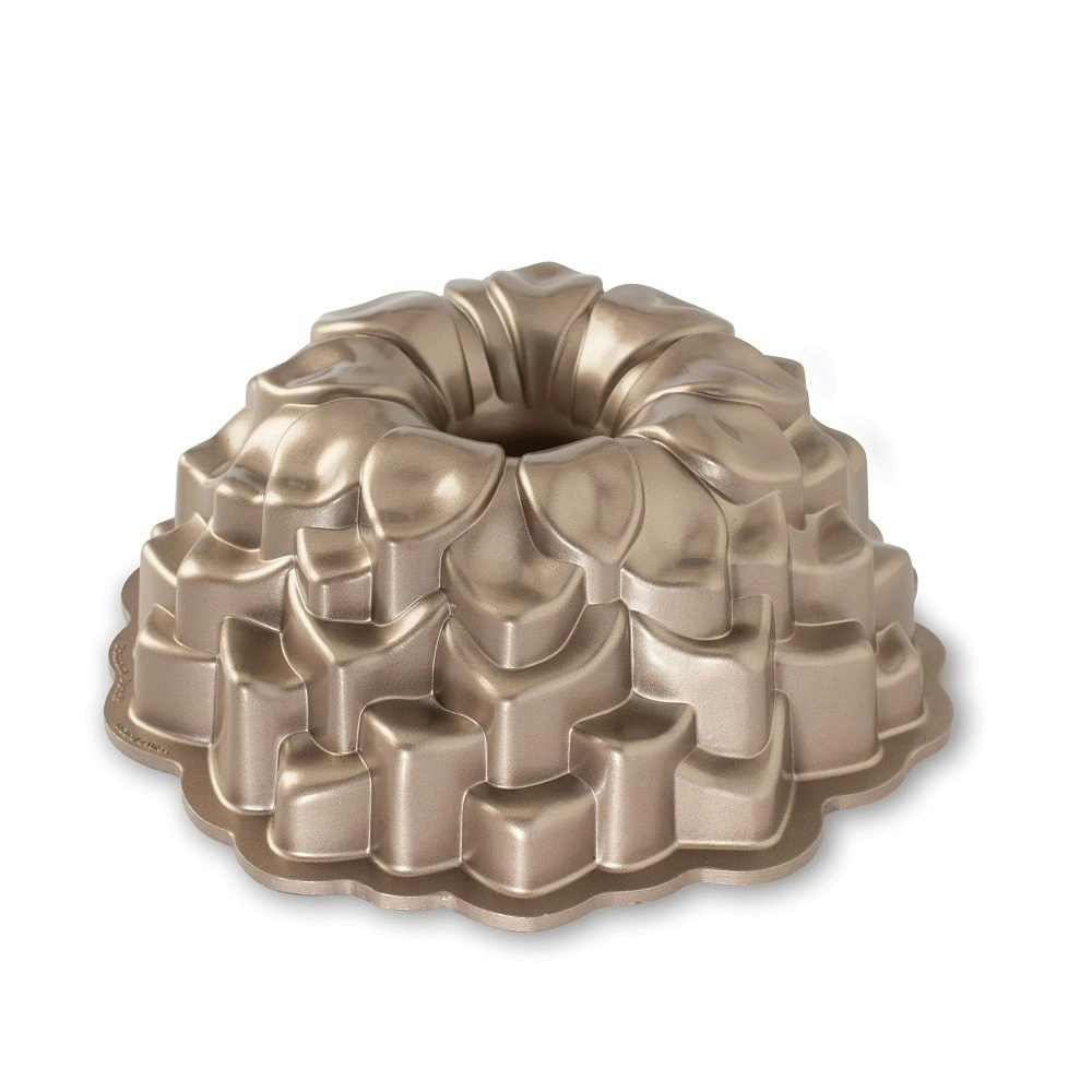 NORDIC WARE CAST ALUMINIUM BLOSSOM BUNDT PAN 23cm